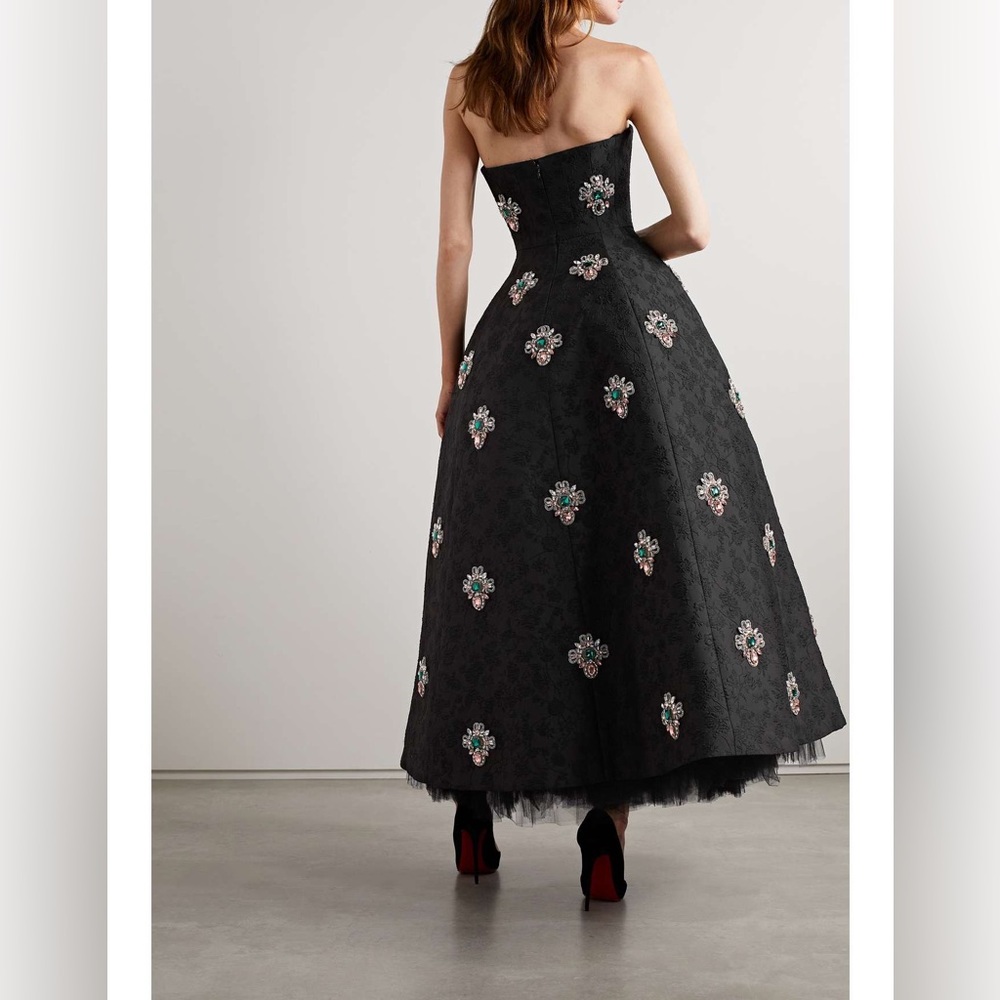CAROLINA HERRERA
Strapless crystal-embellished embroidered cloqué gown - Picture 11 of 12
